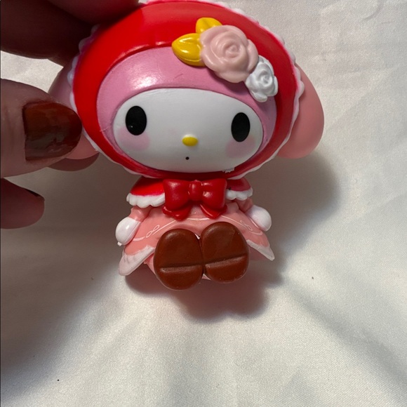 Sanrio My Melody Rose and Earl Series Blind Box Red and Pink Cartoon Figurine - Picture 2 of 4